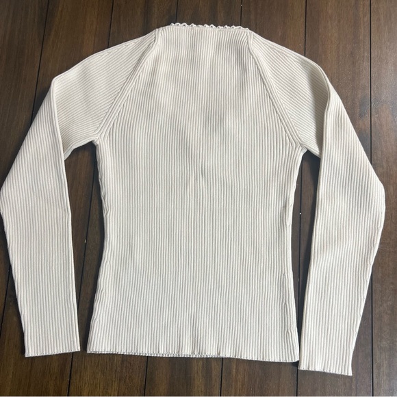 House Of Harlow 1960 Beige Ribbed Knit Sweater-Size: Medium - Picture 4 of 9
